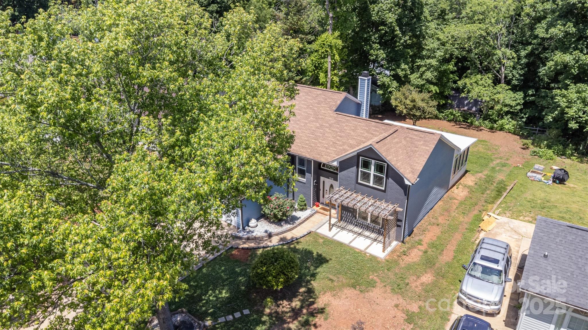 Olde Whitehall - Residential