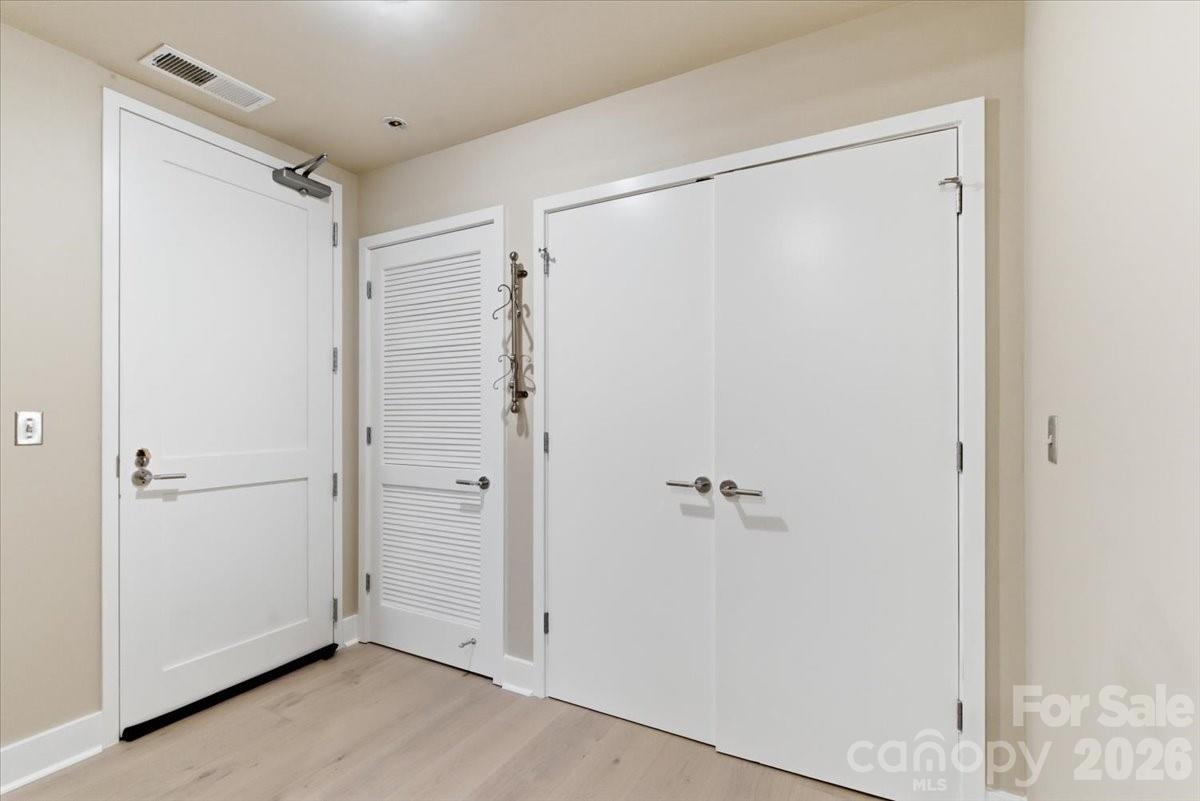 Metlofts - Residential