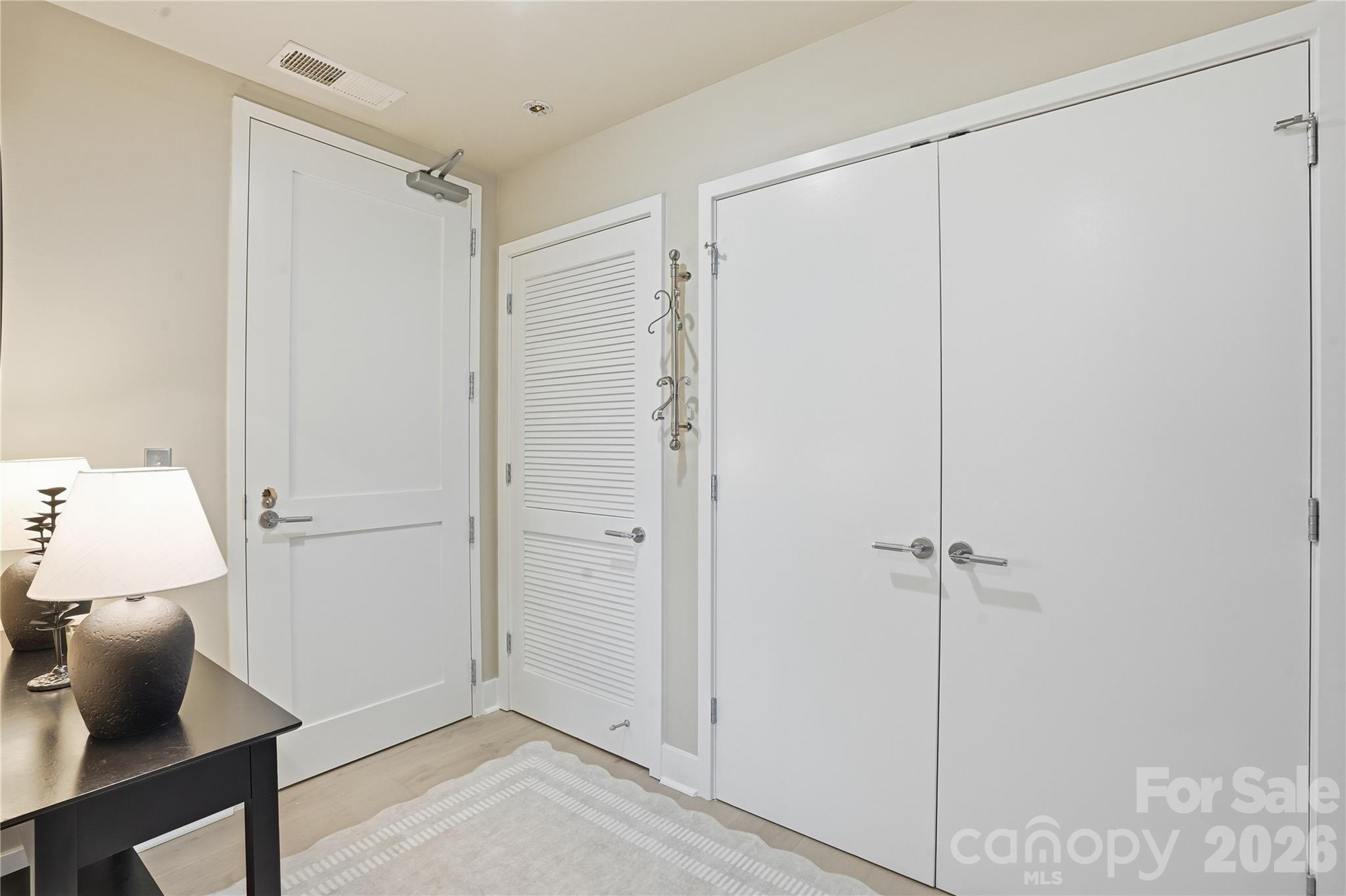 Metlofts - Residential