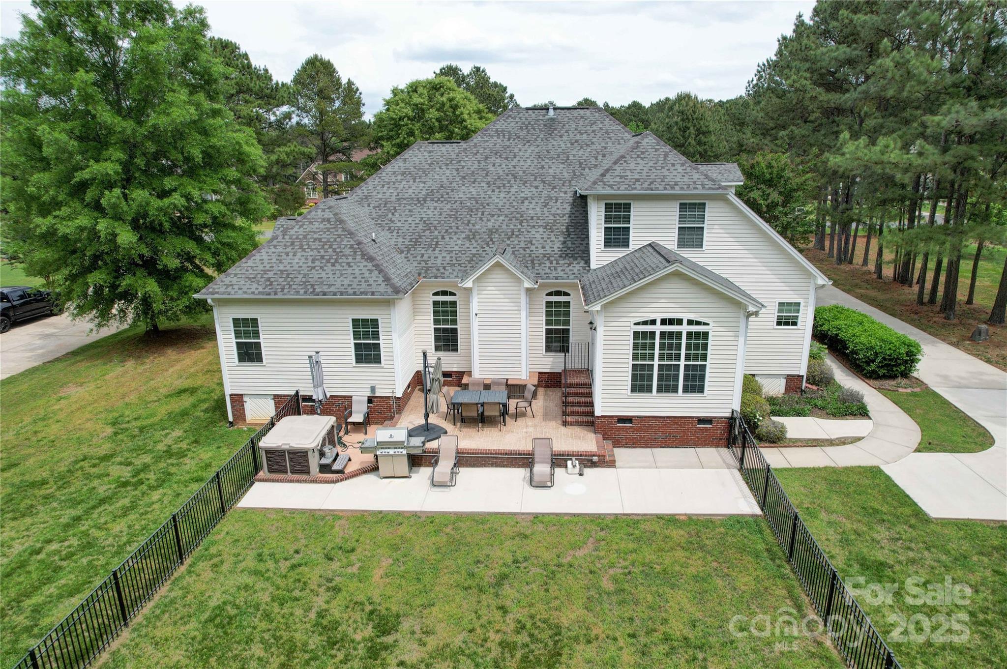 Regal Pines - Residential