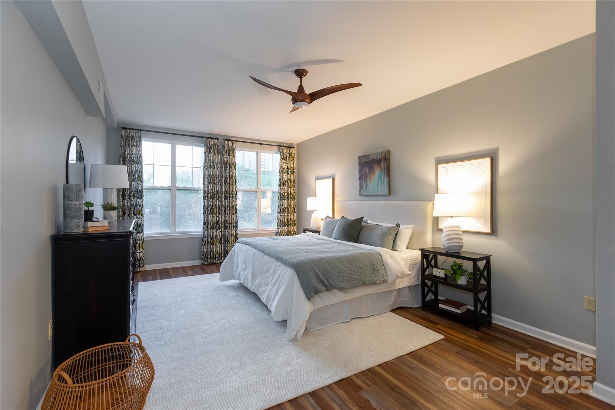 Park Plaza - Residential