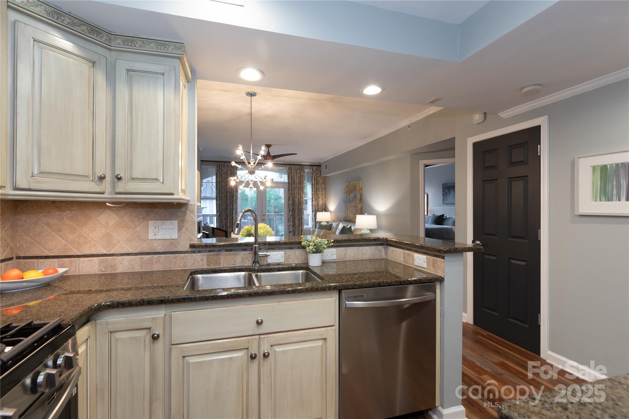 Park Plaza - Residential