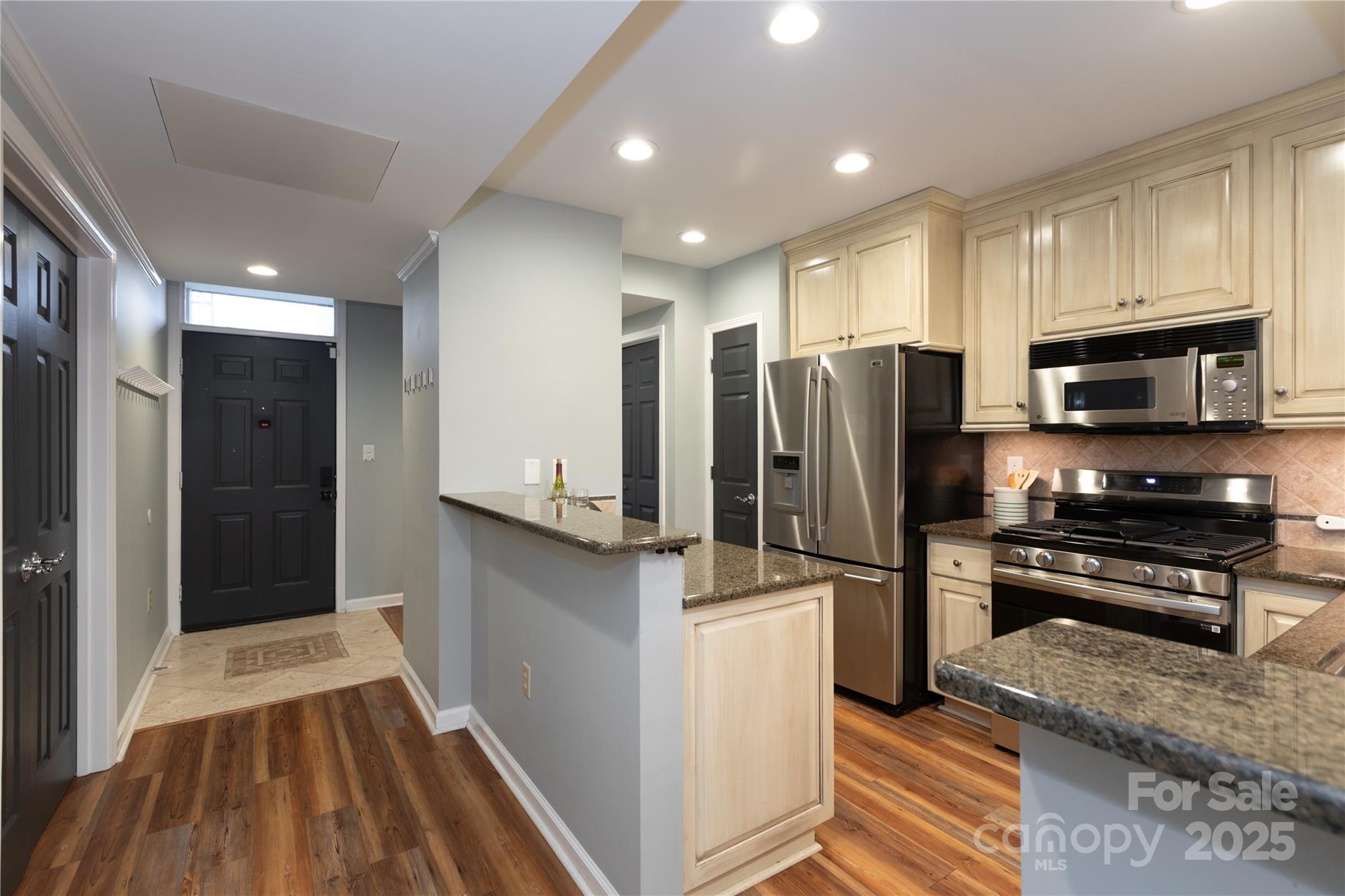 Park Plaza - Residential