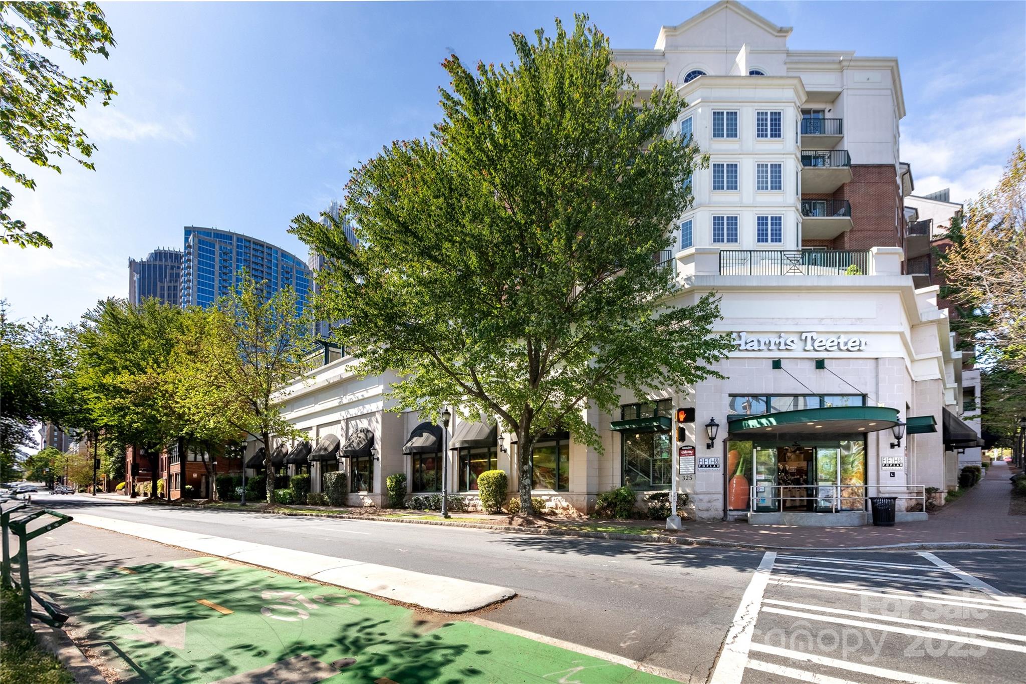 Park Plaza - Residential