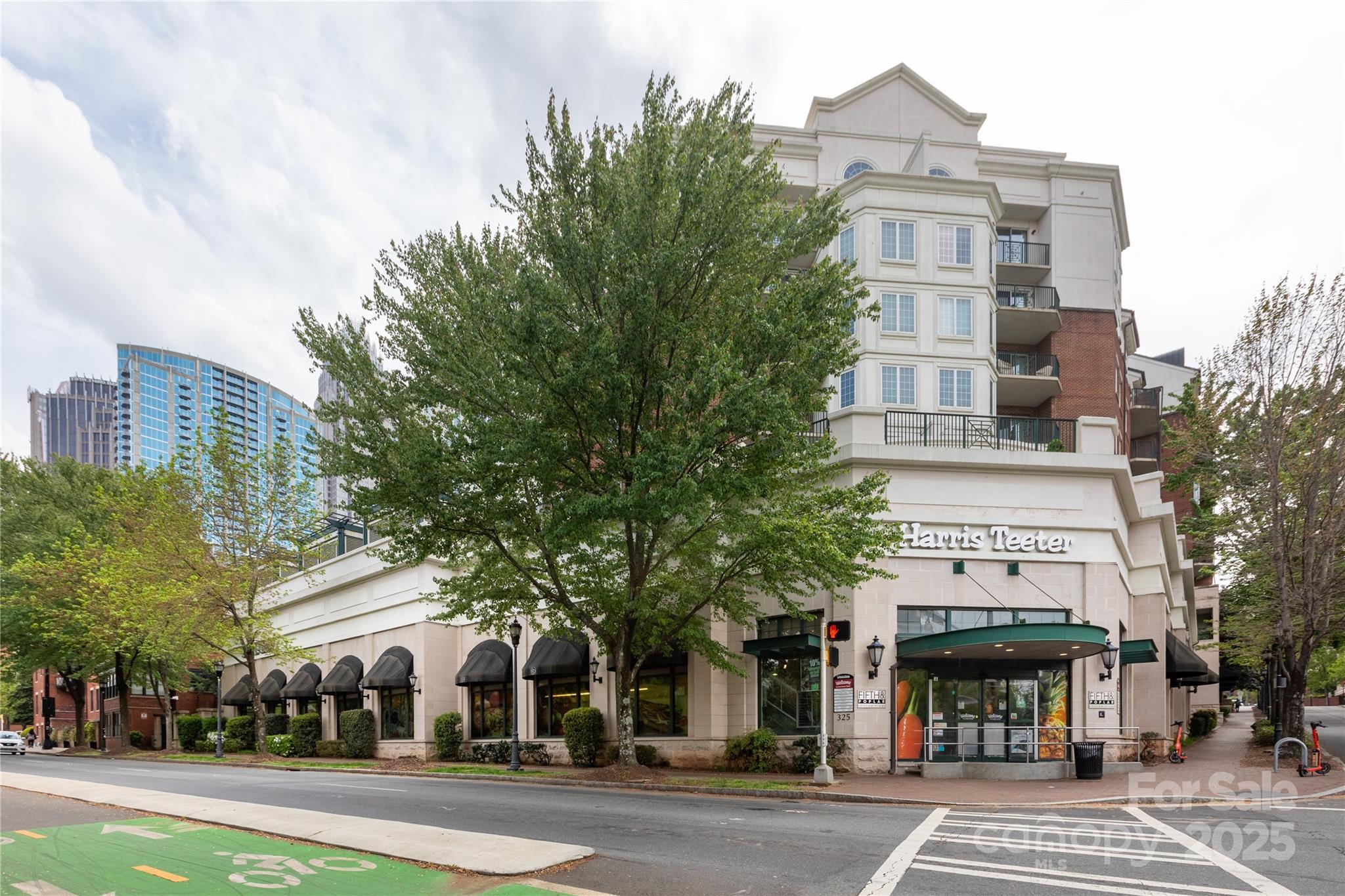 Park Plaza - Residential