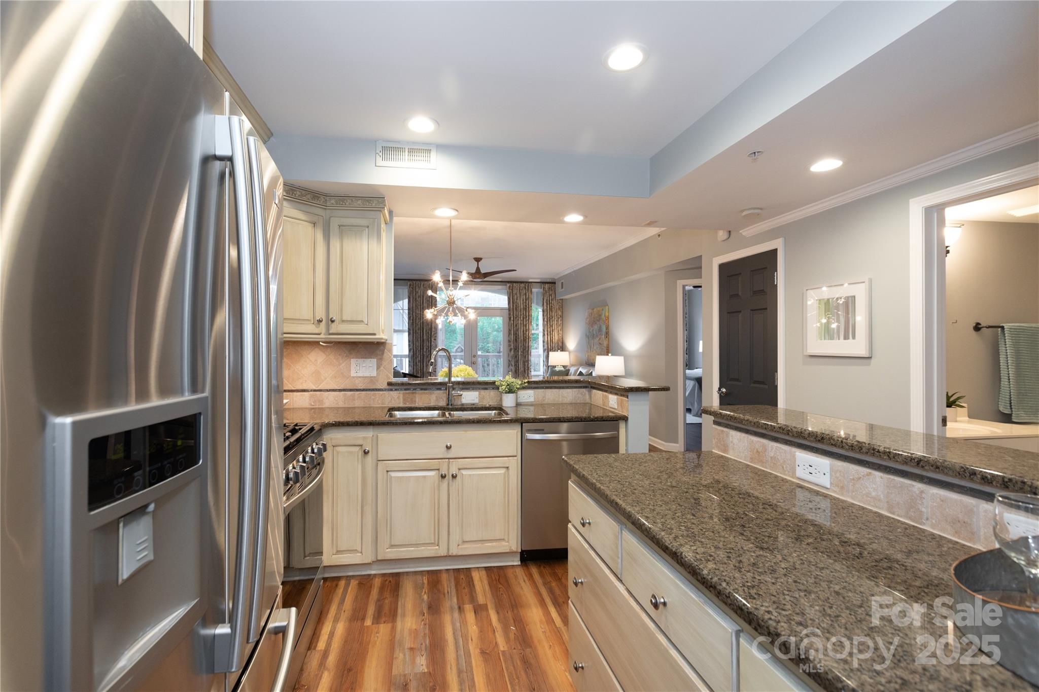 Park Plaza - Residential