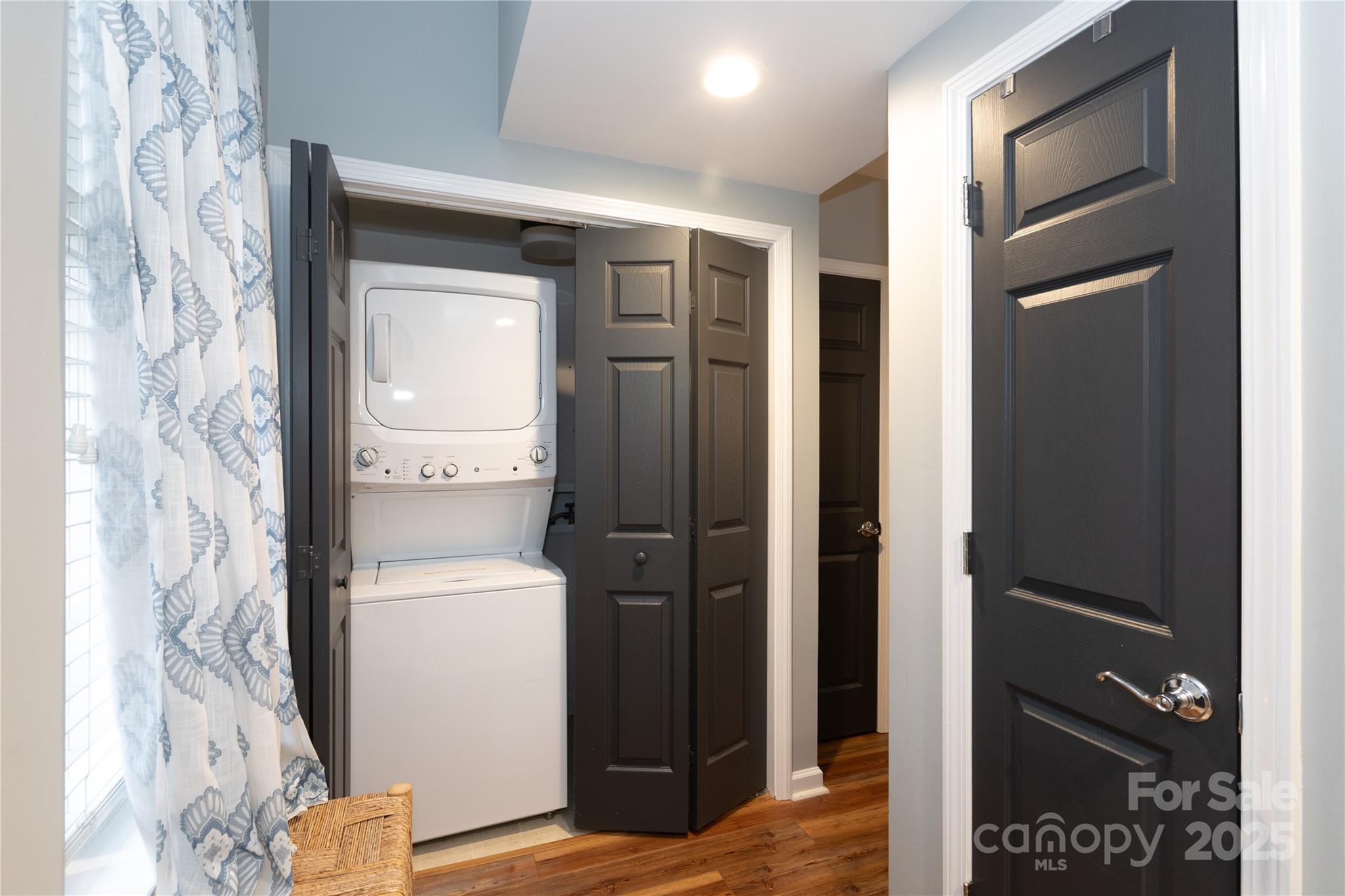 Park Plaza - Residential