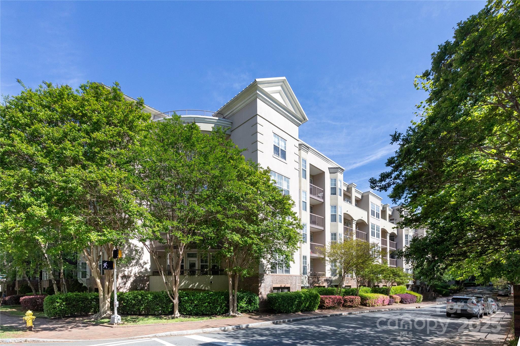 Park Plaza - Residential