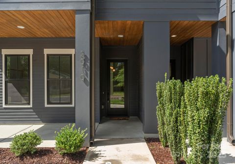 2008 St John Street Charlotte NC 28216