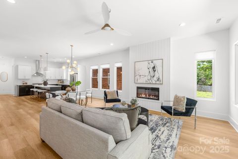 2008 St John Street Charlotte NC 28216