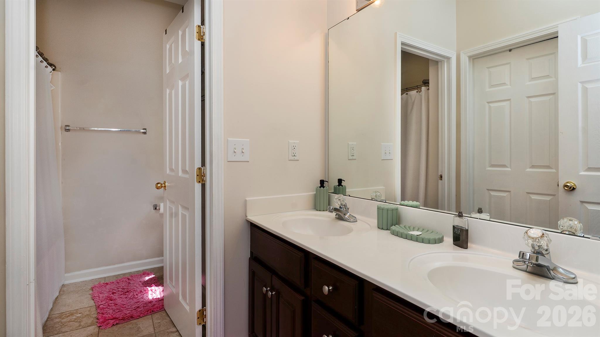 Old Stone Crossing - Residential