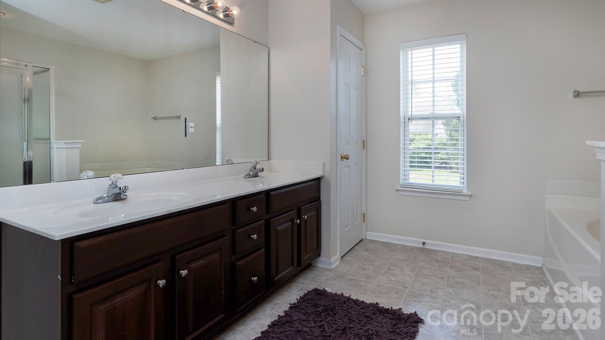 Old Stone Crossing - Residential