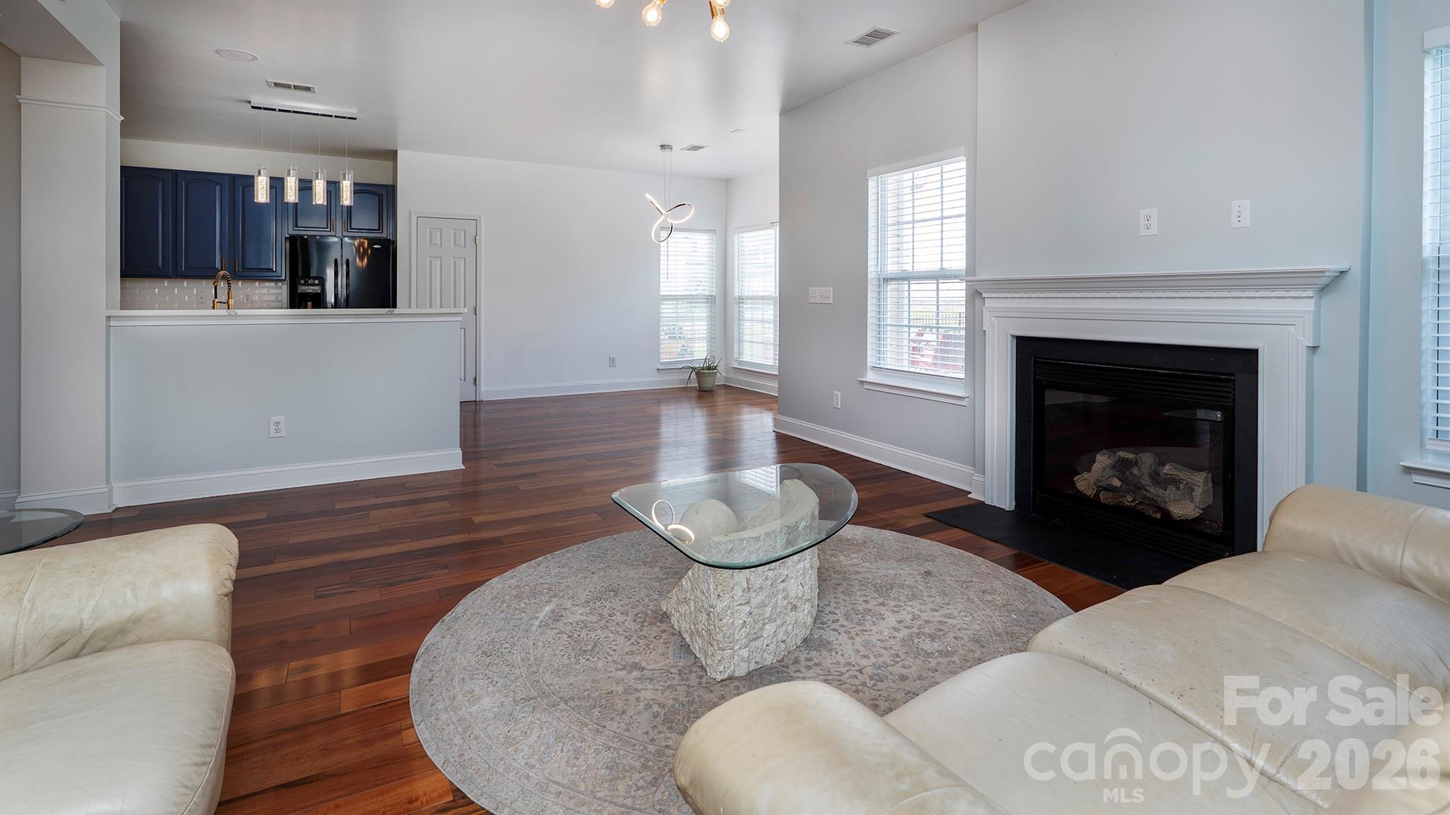 Old Stone Crossing - Residential