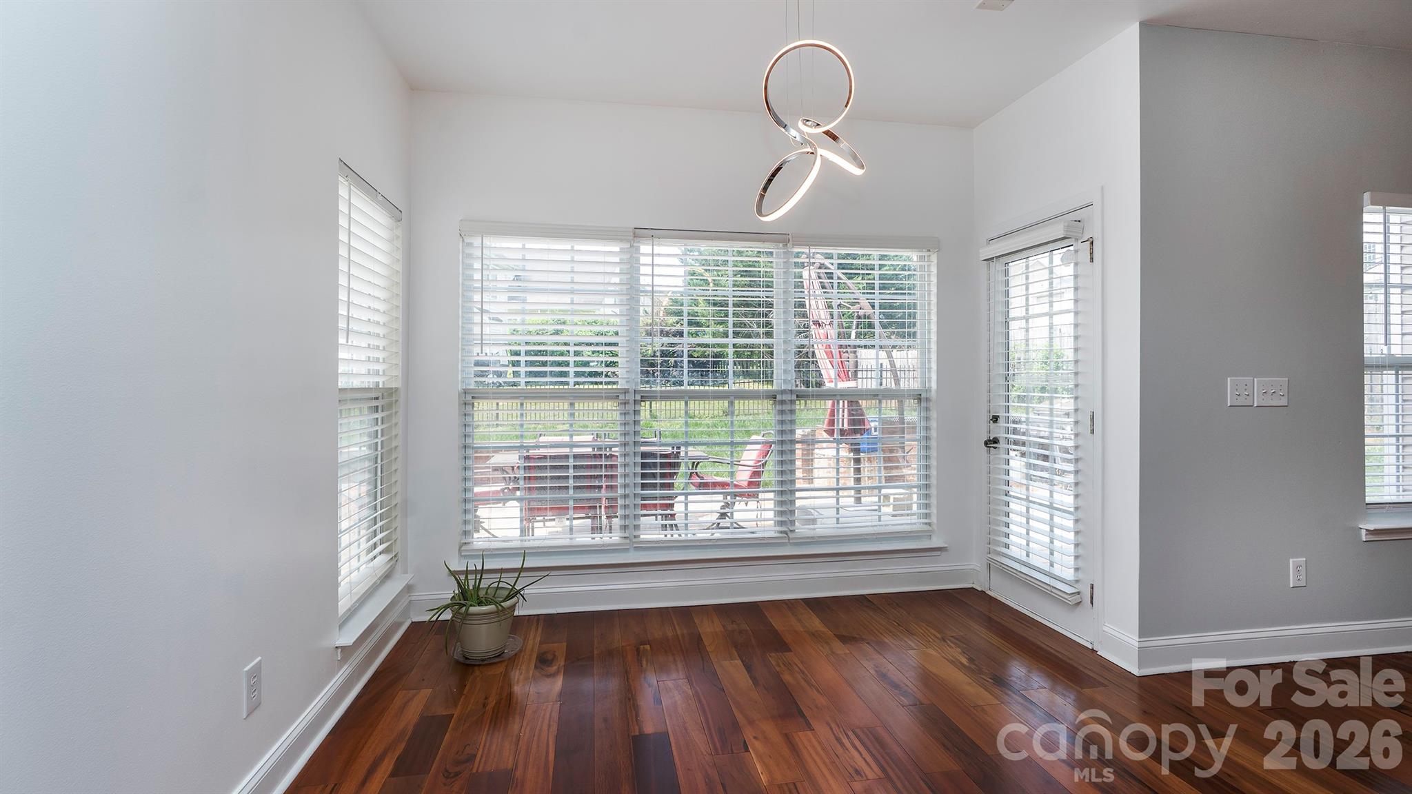 Old Stone Crossing - Residential