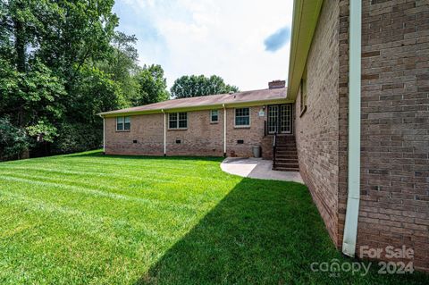 A home in Hickory