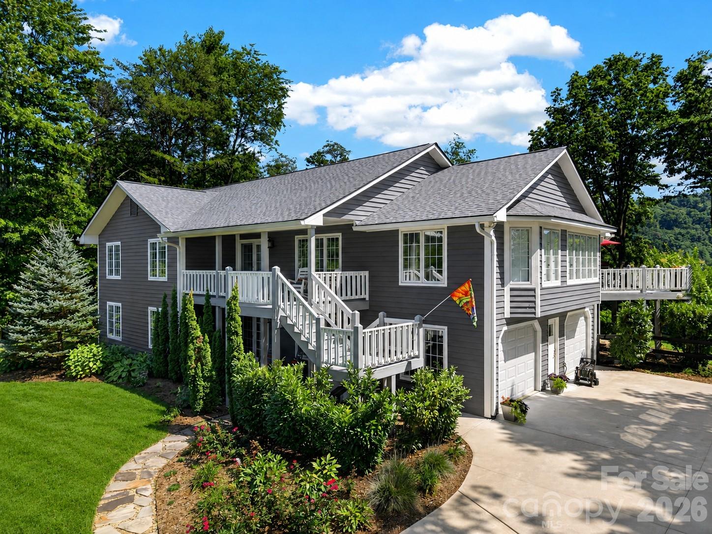152 Skyview Circle