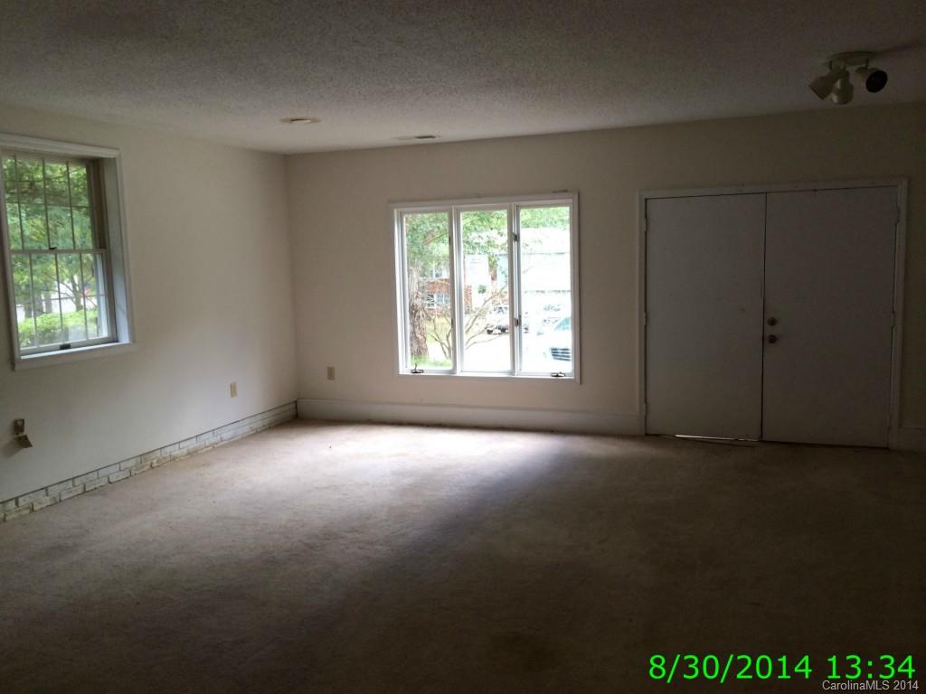 Shadow Lake - Residential