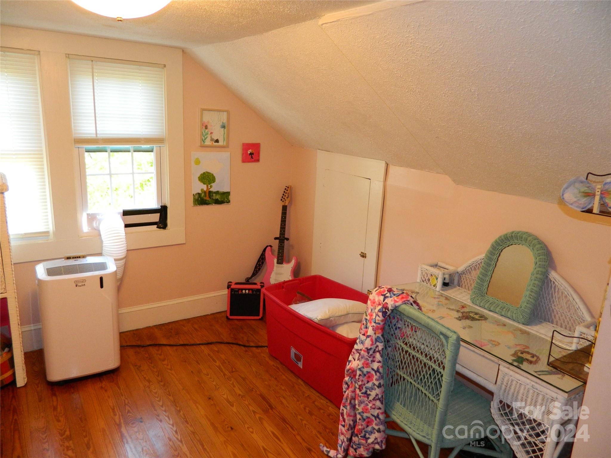 Sunnyside - Residential