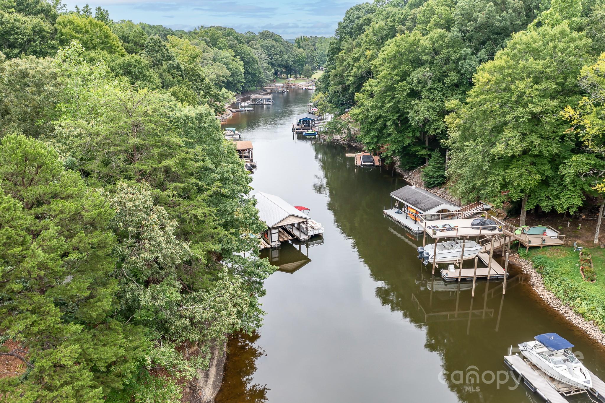 Mountain Creek - Land