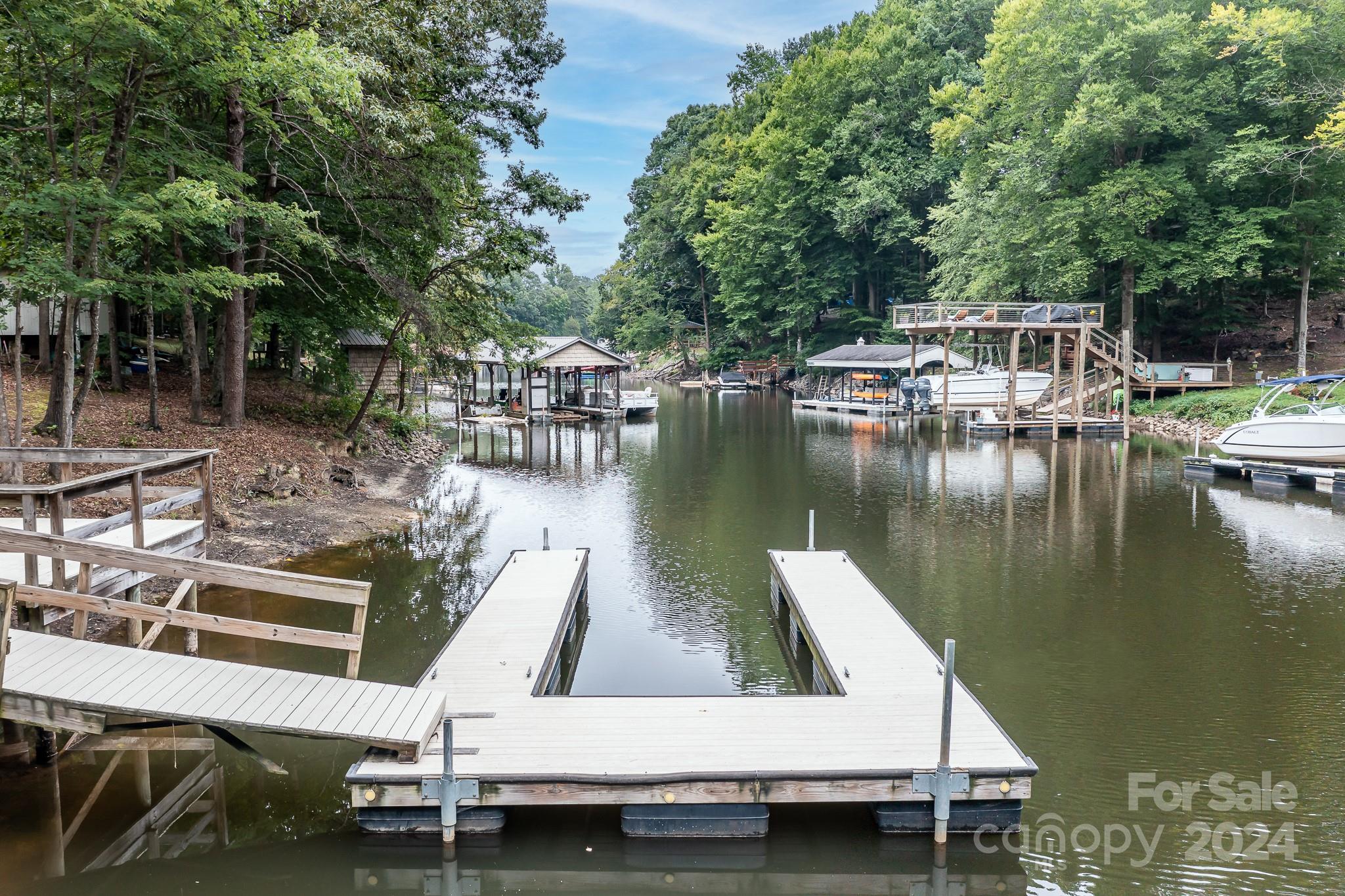 Mountain Creek - Land