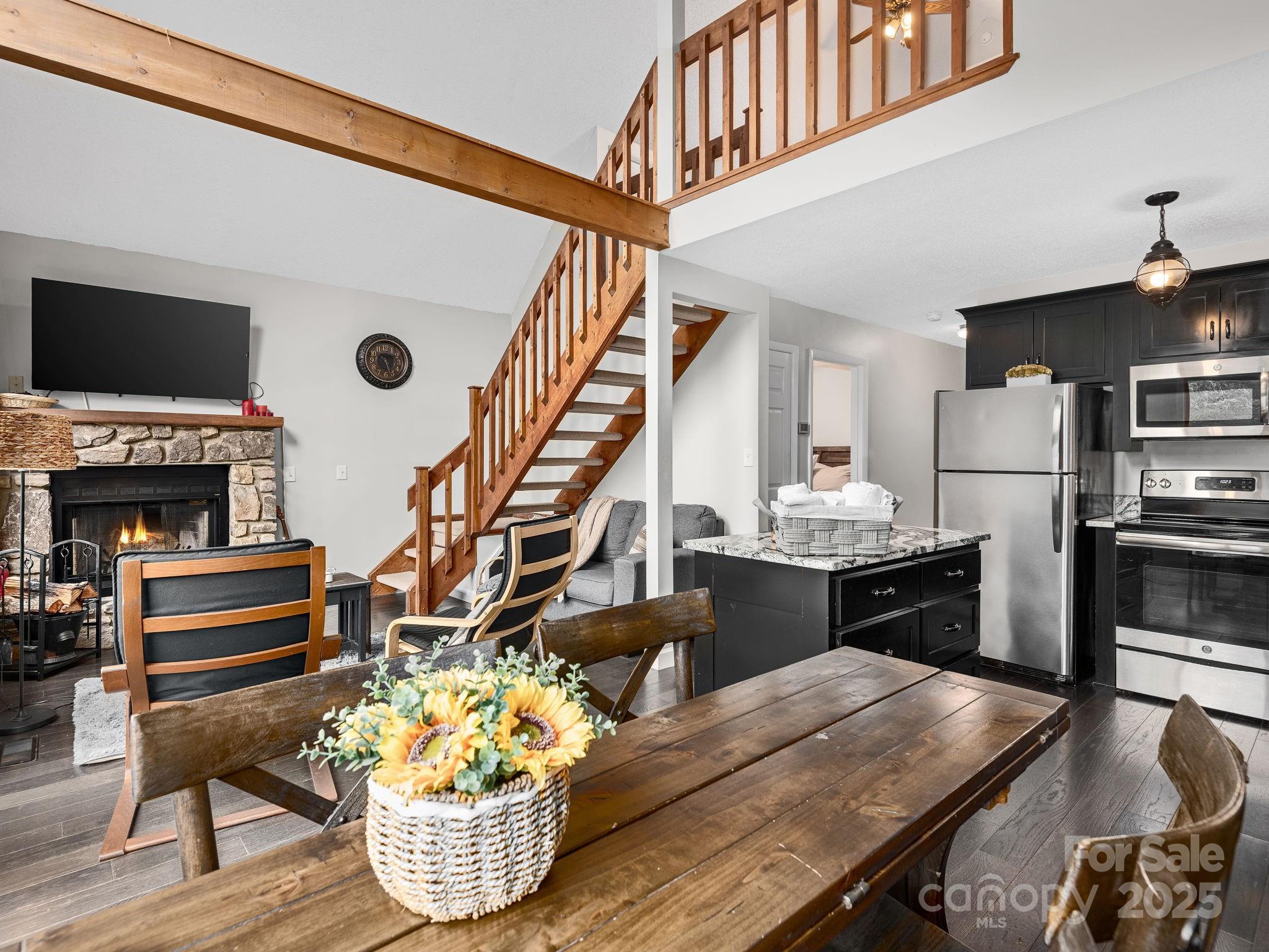 85 Crabapple Cove