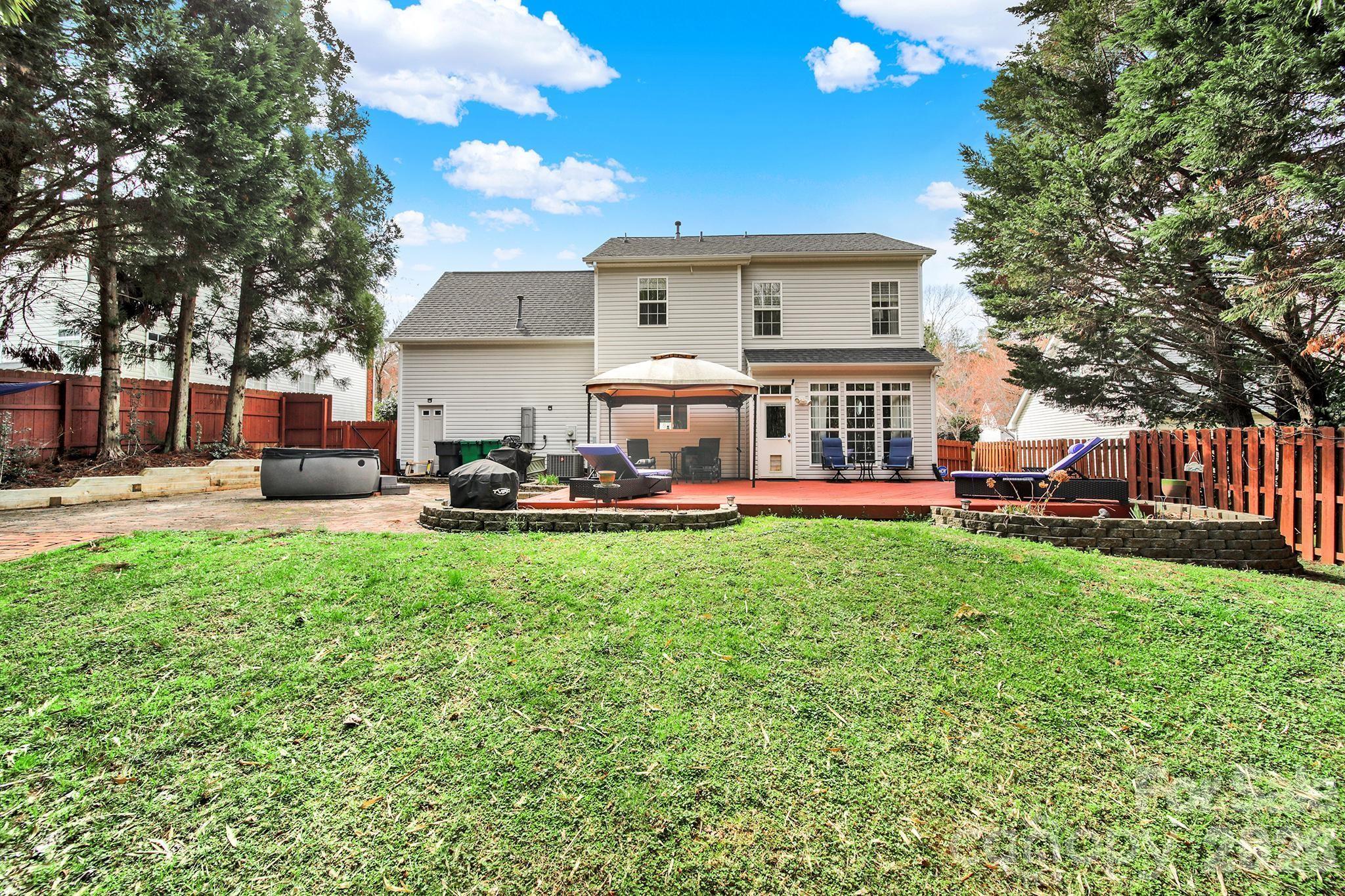 Wiltshire Manor - Residential