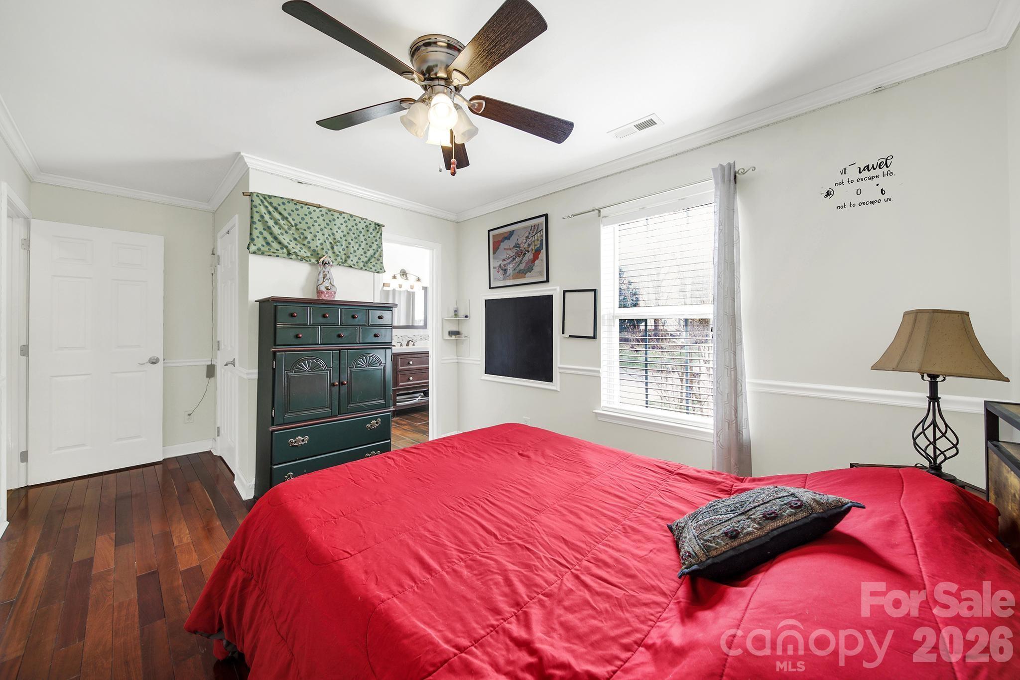 Wiltshire Manor - Residential