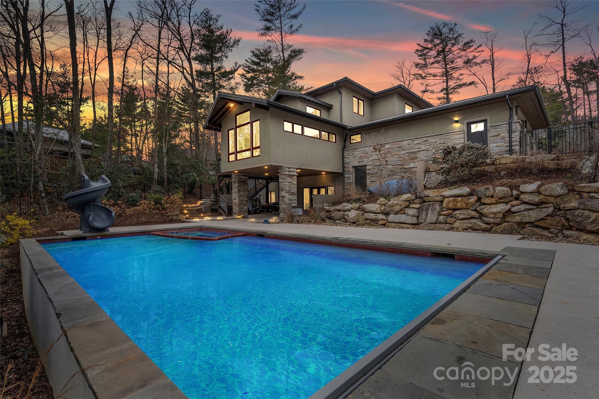 27 Hawberry Court