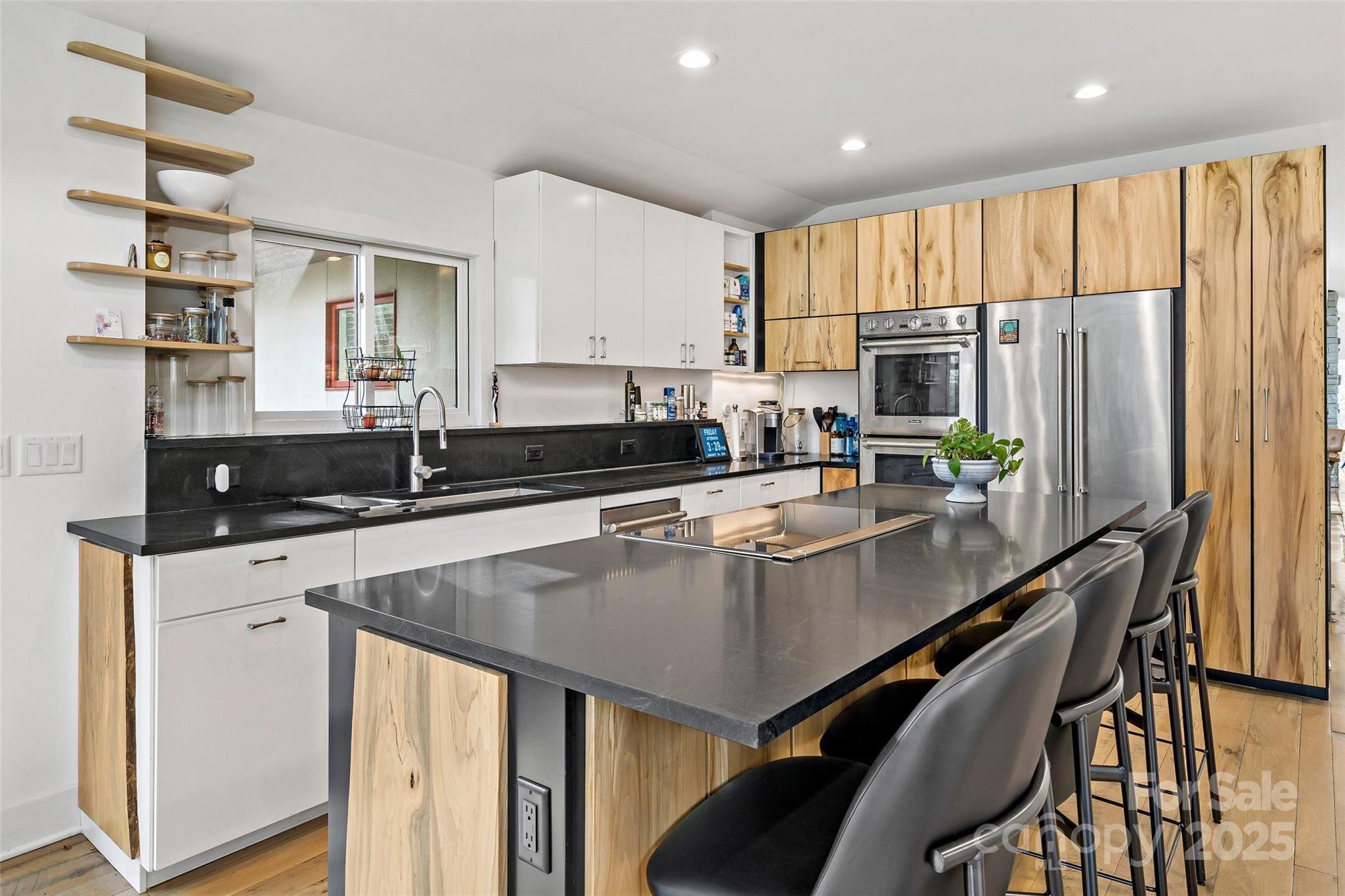 Sovereign Oaks - Residential