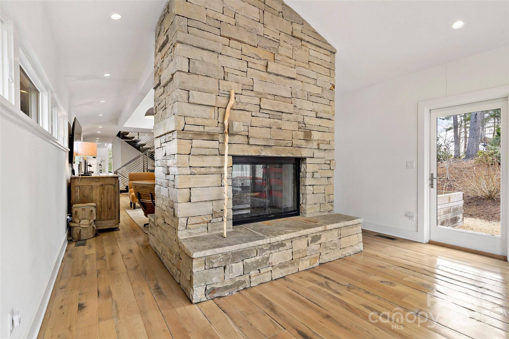 Sovereign Oaks - Residential