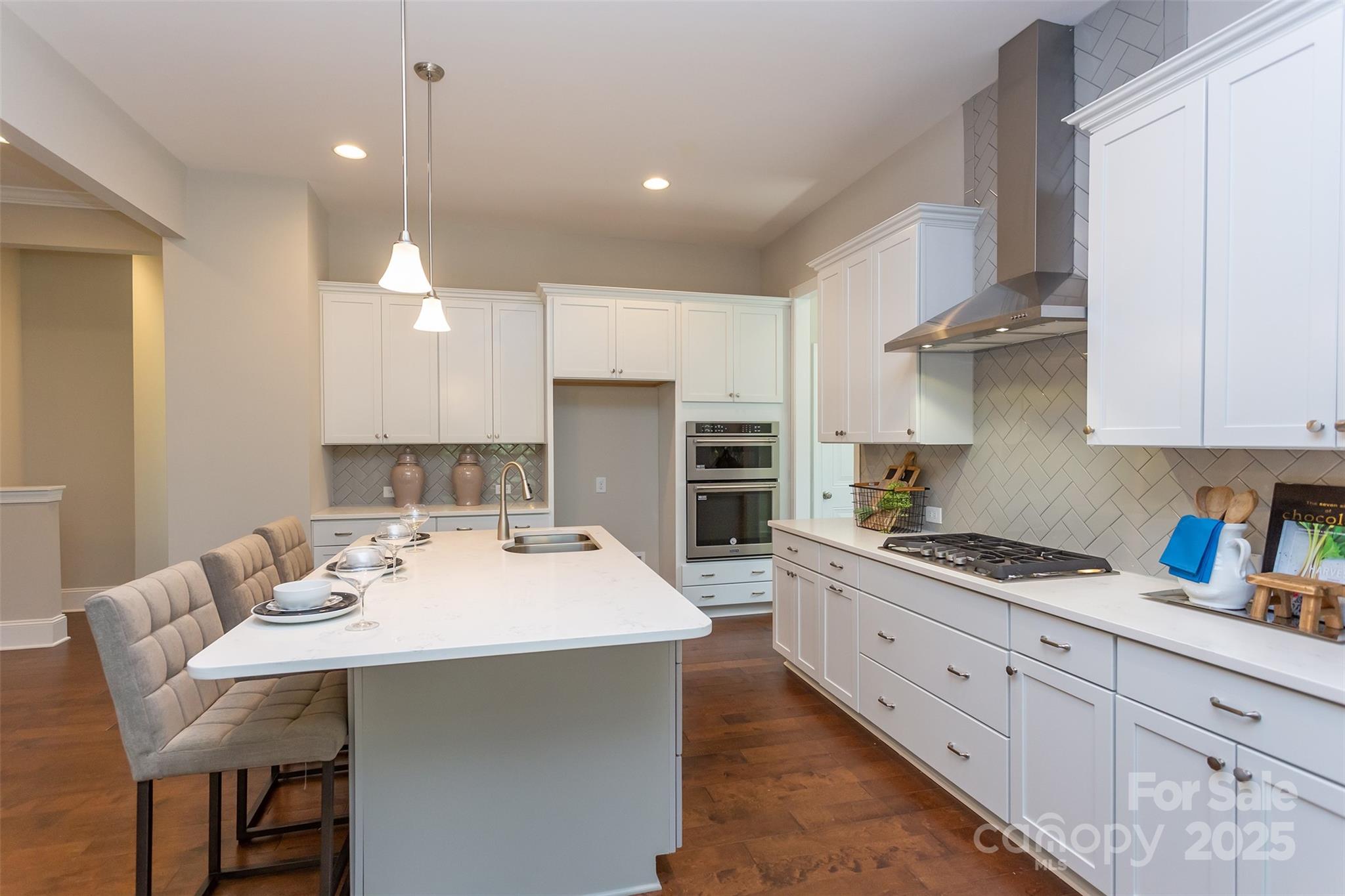 100 Shortoff Trail NW