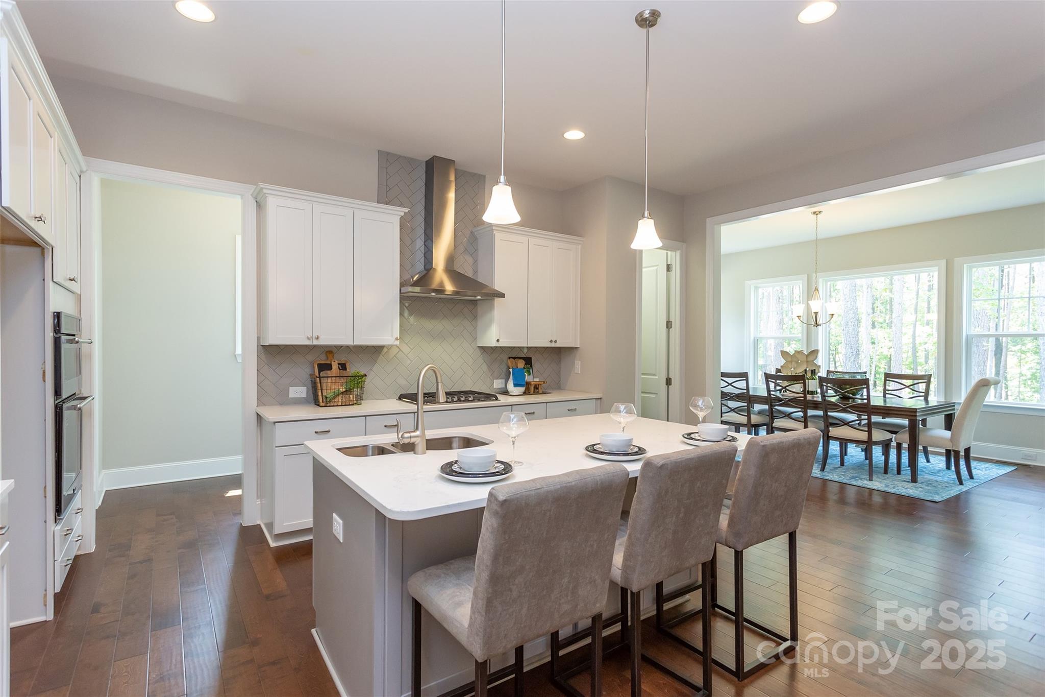 100 Shortoff Trail NW
