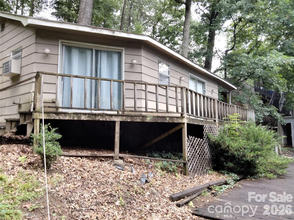 127 Rock Crest Cove