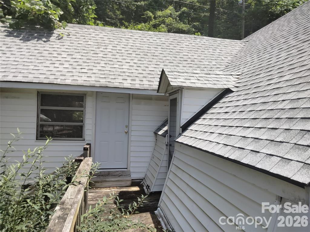127 Rock Crest Cove