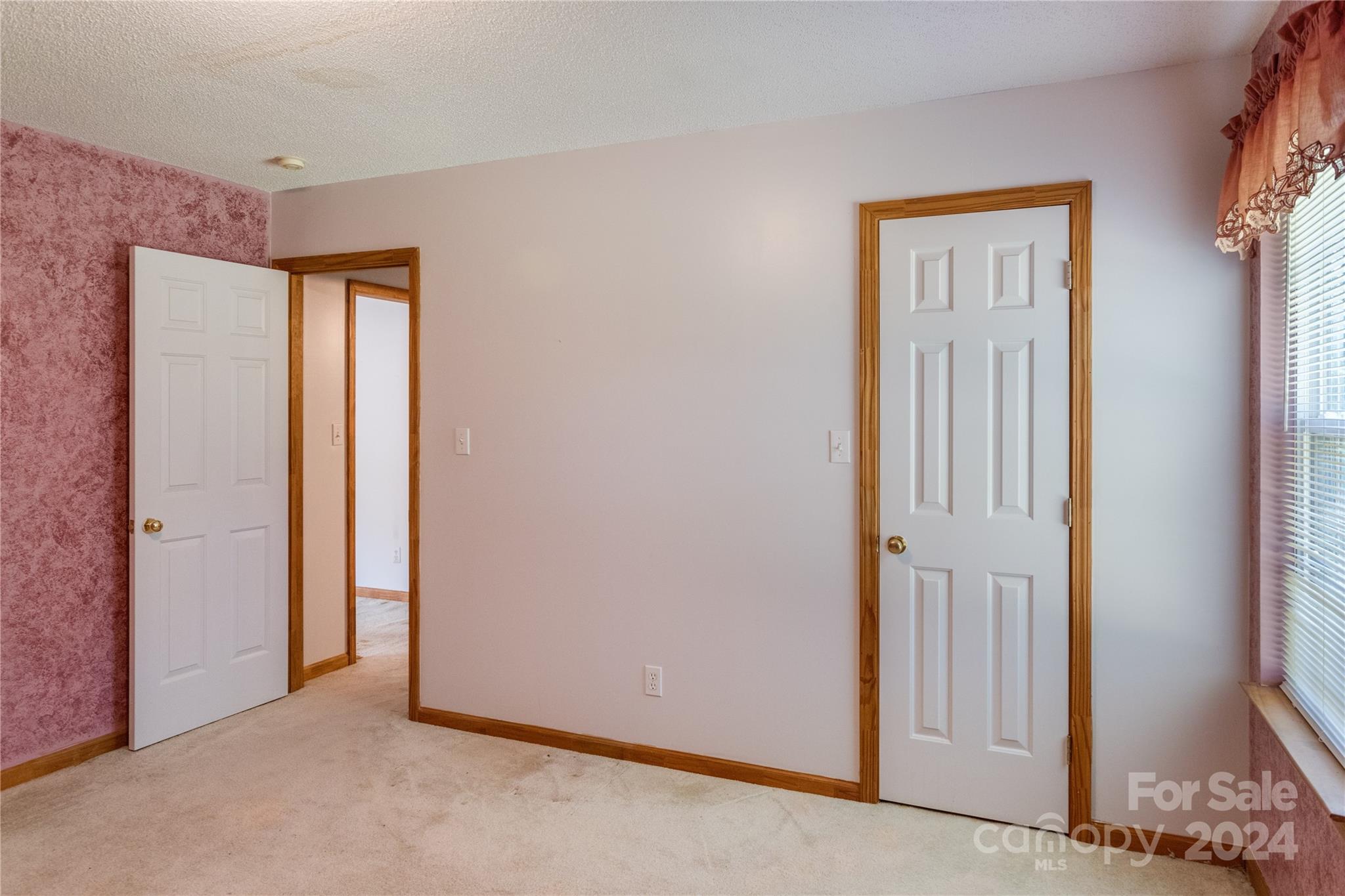 Zalia Fowler - Residential