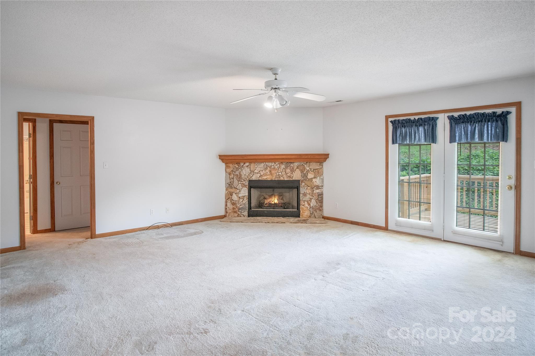 Zalia Fowler - Residential