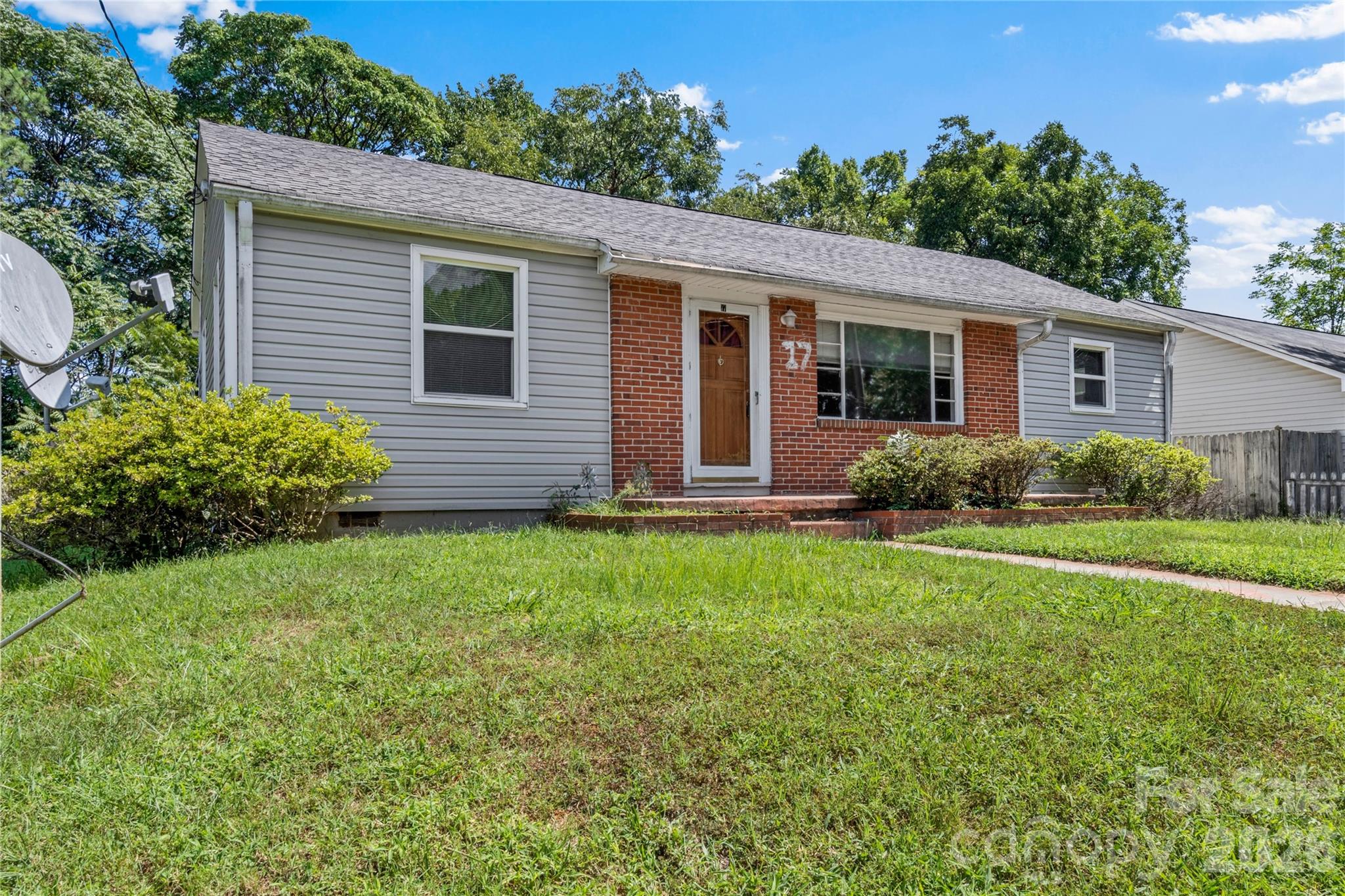 17 Edgewood View Lane