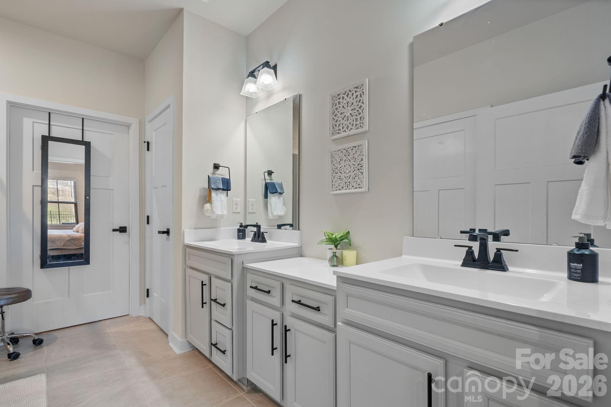 Rivercross - Residential