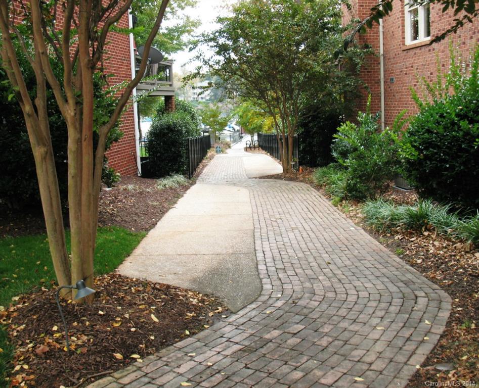 Captains Point - Residential
