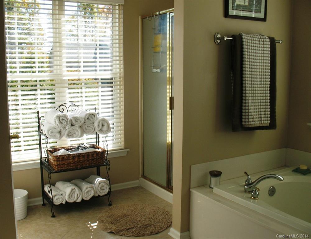 Captains Point - Residential