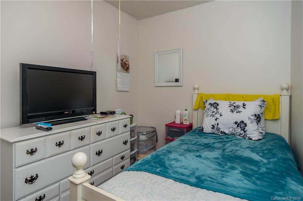 Oakbrooke - Residential