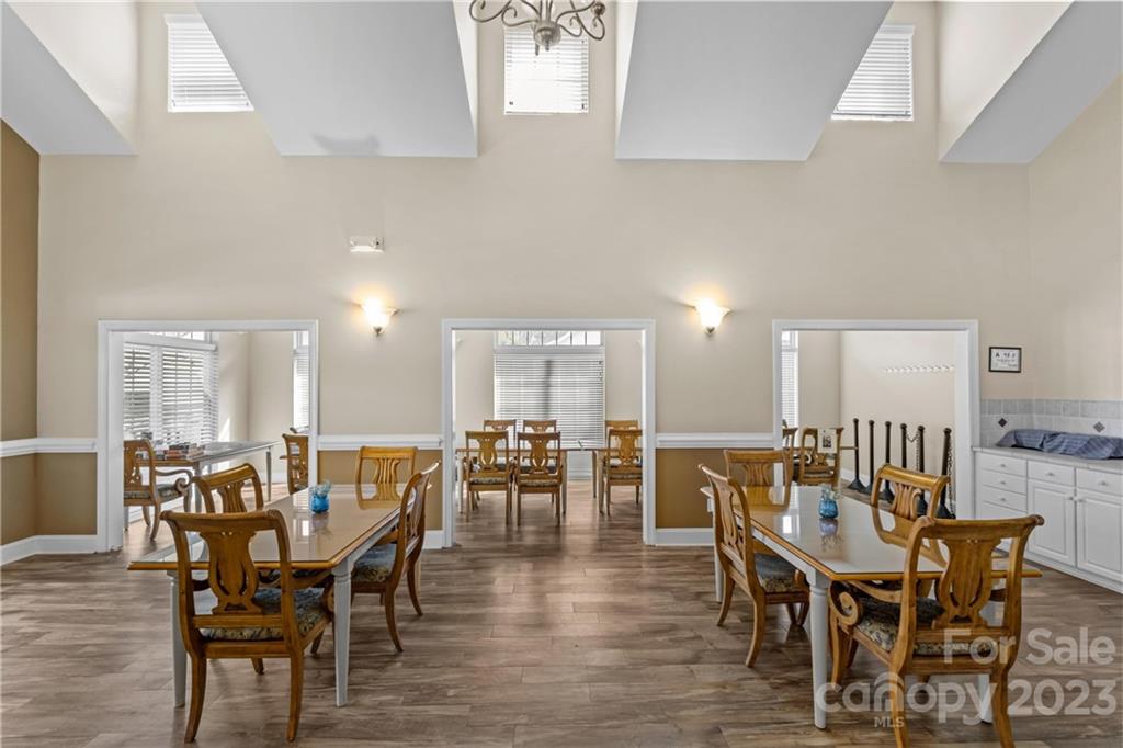 Village of Woodridge - Residential