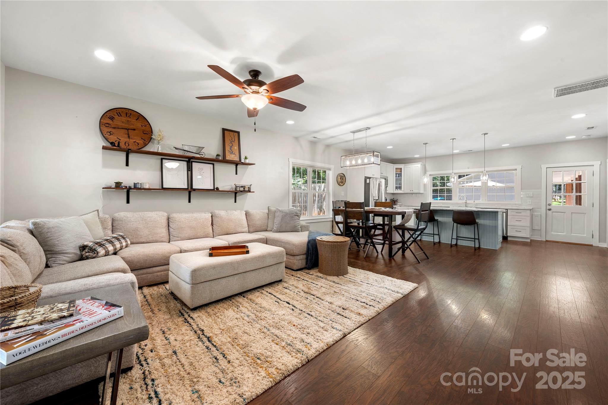 2717 Arnold Drive