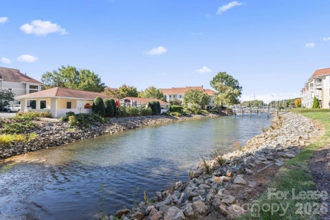 Photo of 18009 Kings Point Drive #D, Cornelius, NC 28031 (MLS # 4407063)