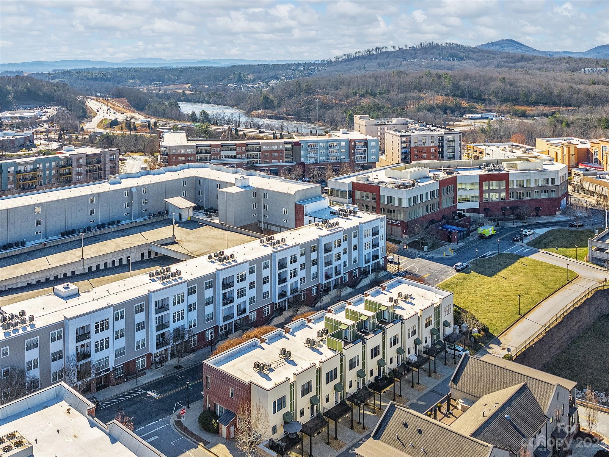 Biltmore Park Town Square - Residential