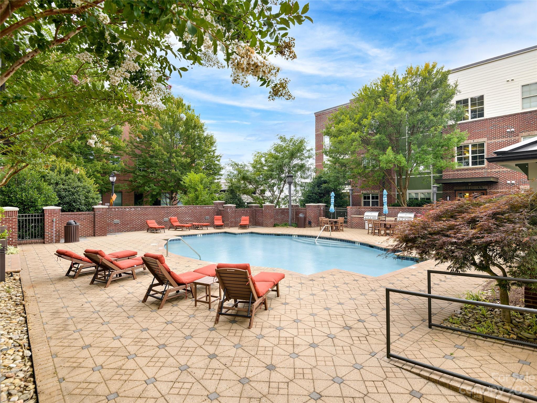 Biltmore Park Town Square - Residential