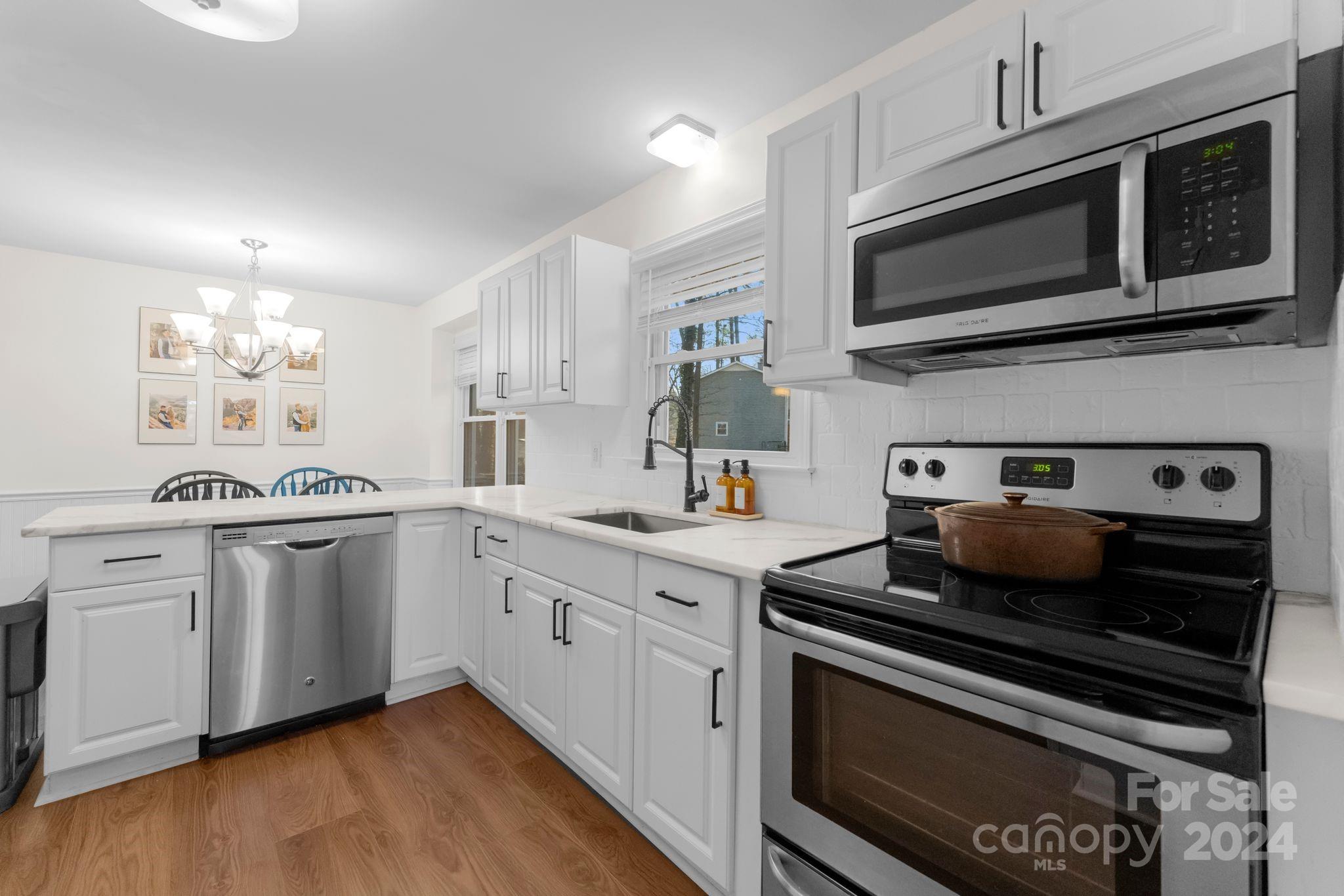 Country Oaks - Residential