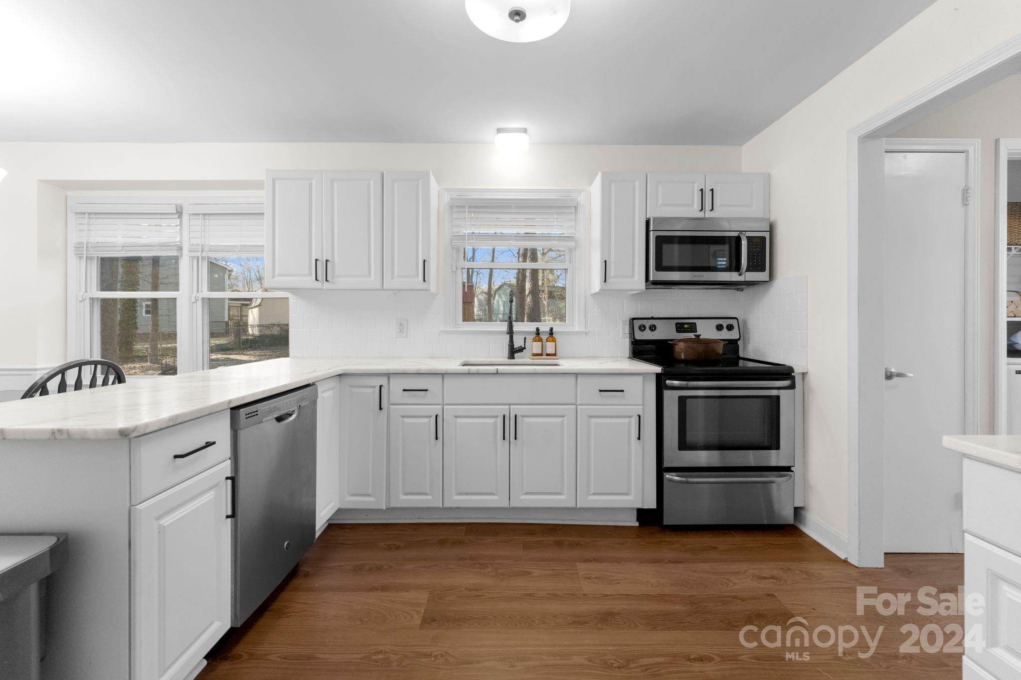 Country Oaks - Residential