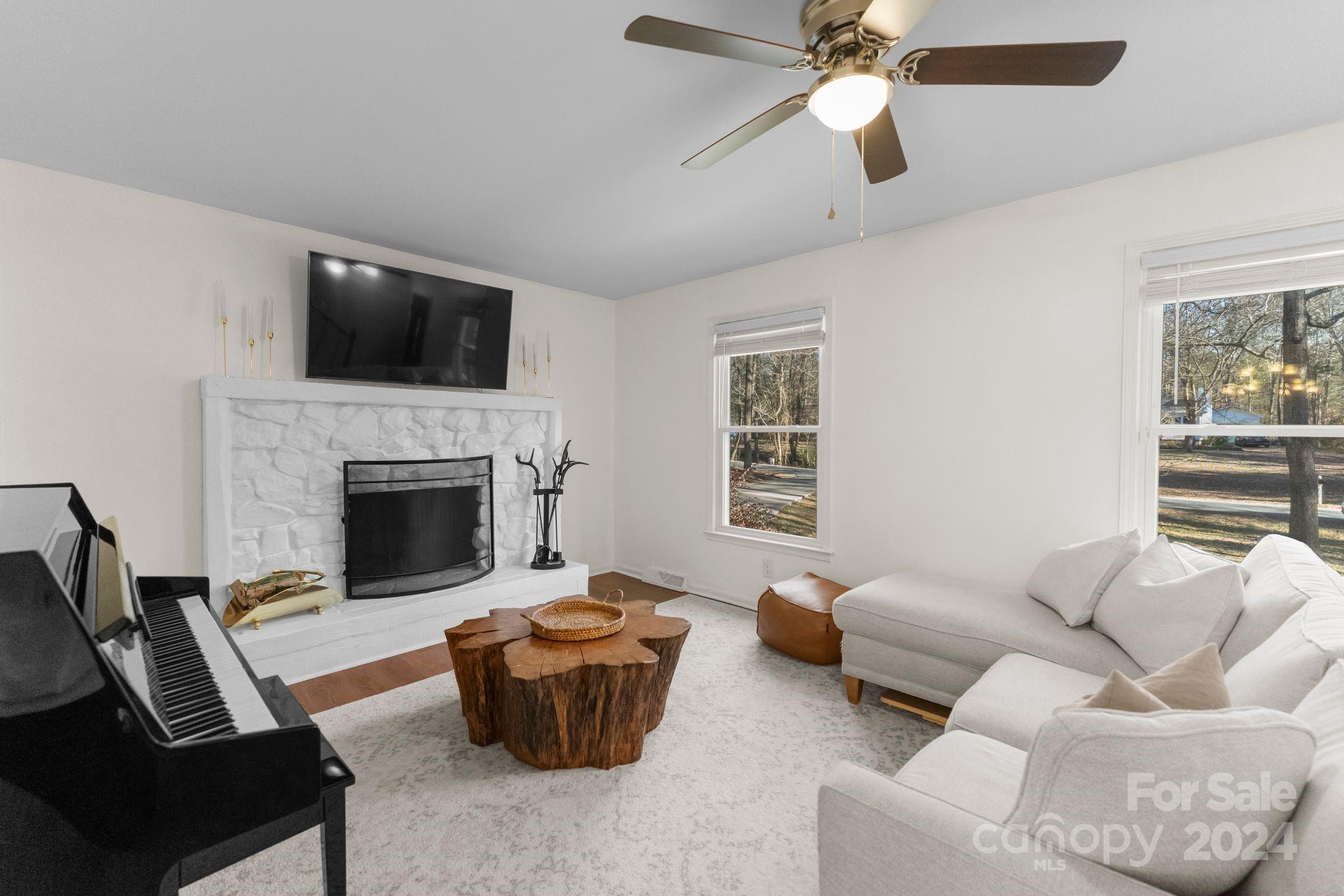 Country Oaks - Residential