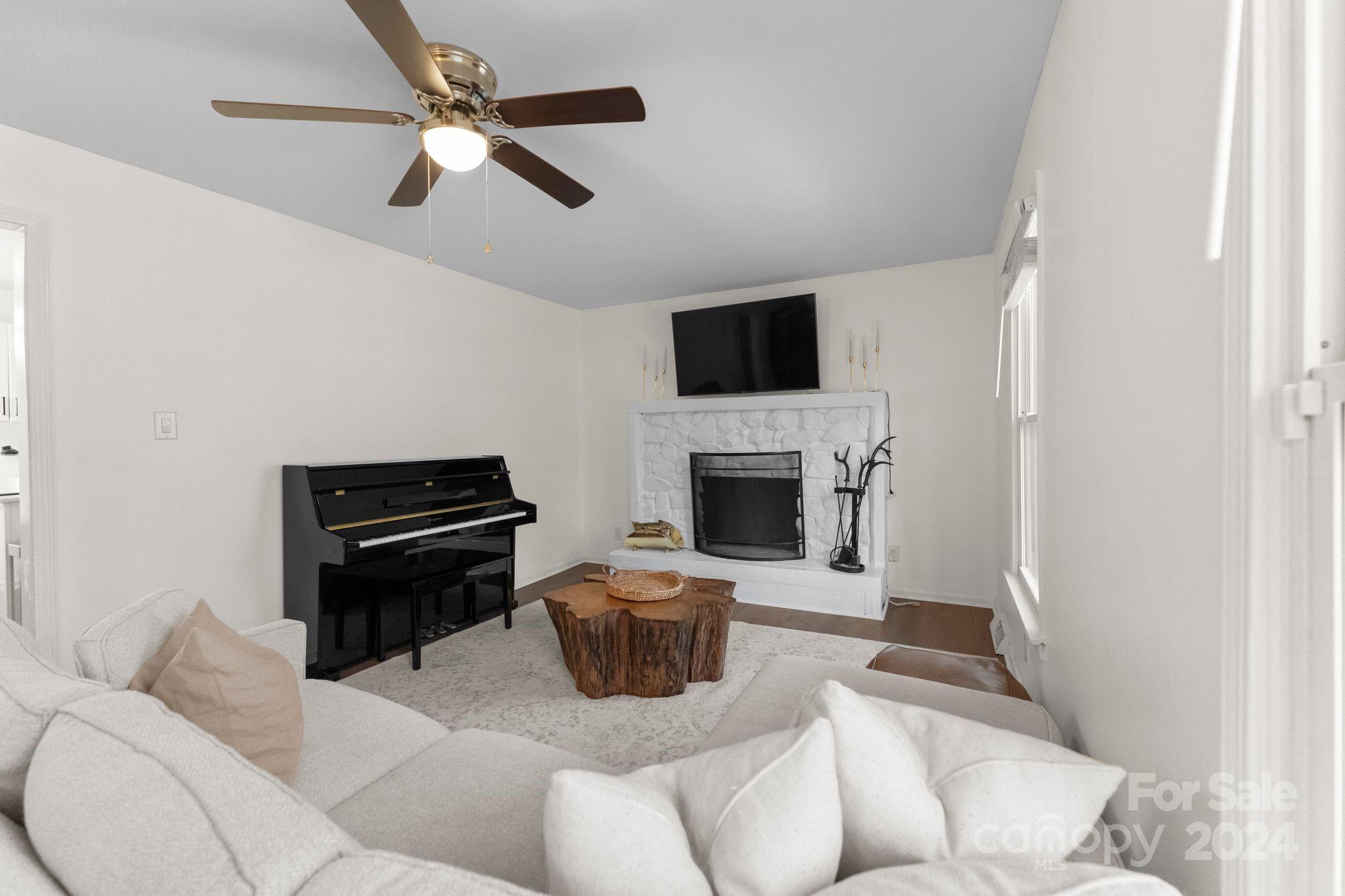 Country Oaks - Residential